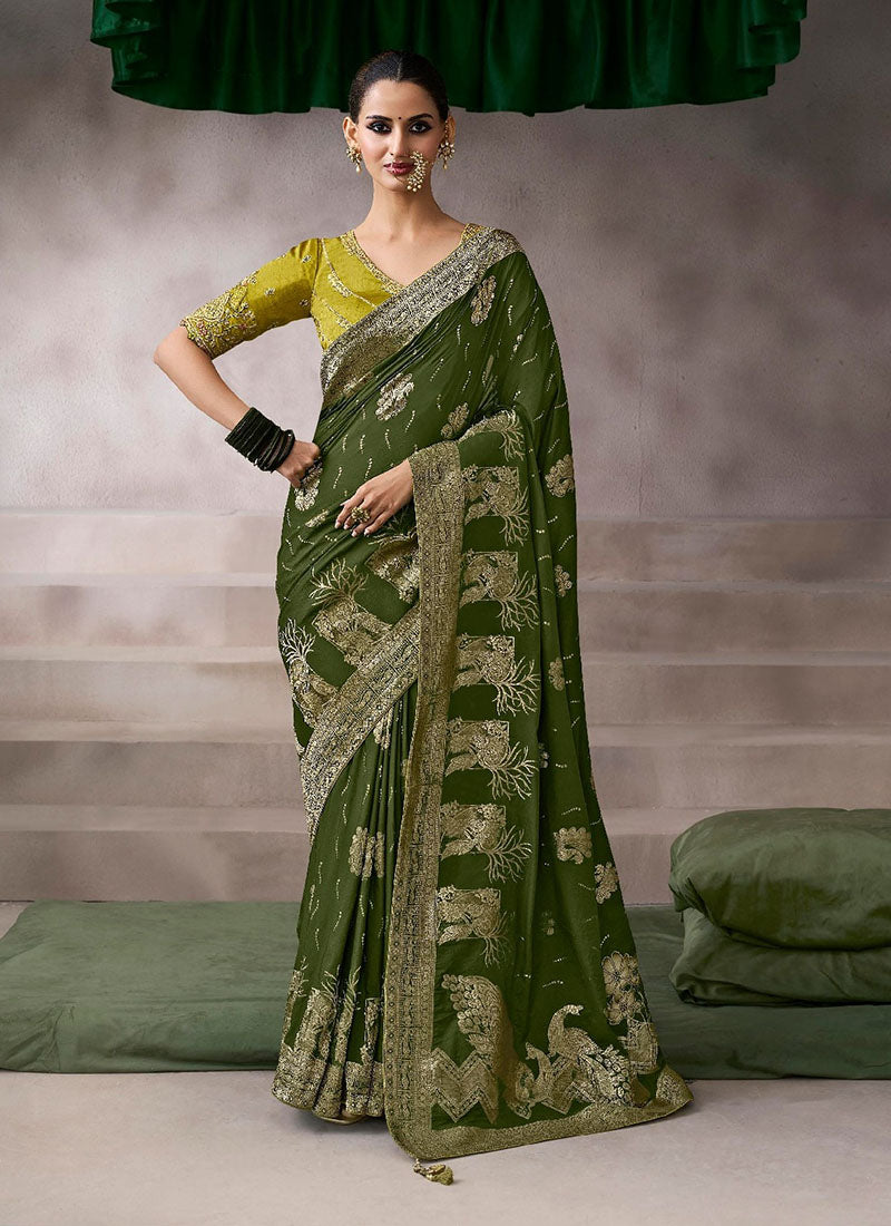 Crepe Designer Saree With Patterned Blouse