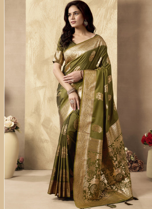 Mehndi Art Silk Beautiful Zari With Tussles & Rich Pallu Saree