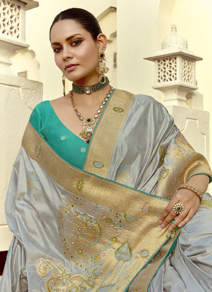 Light Gray Dola Silk And Designer Contrast Blouse Wedding Sarees