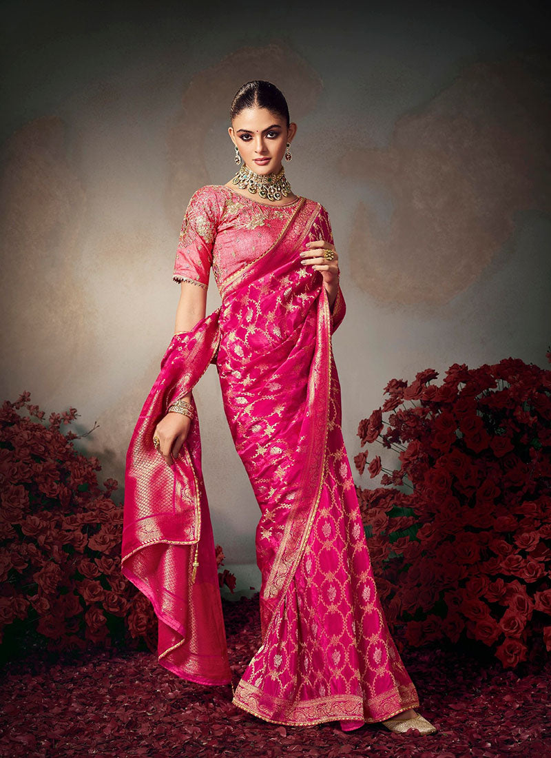 Chiniya Silk With Beautiful Lace Border & Piping Designer Saree