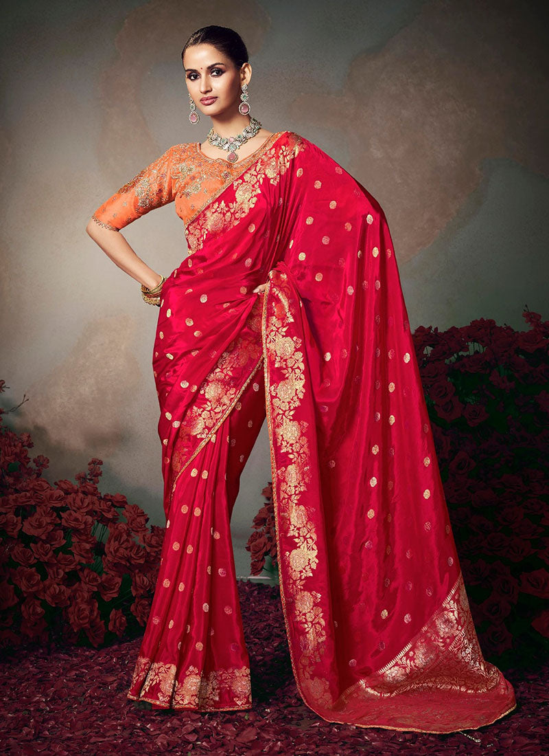Chiniya Silk With Beautiful Lace Border & Piping Designer Saree