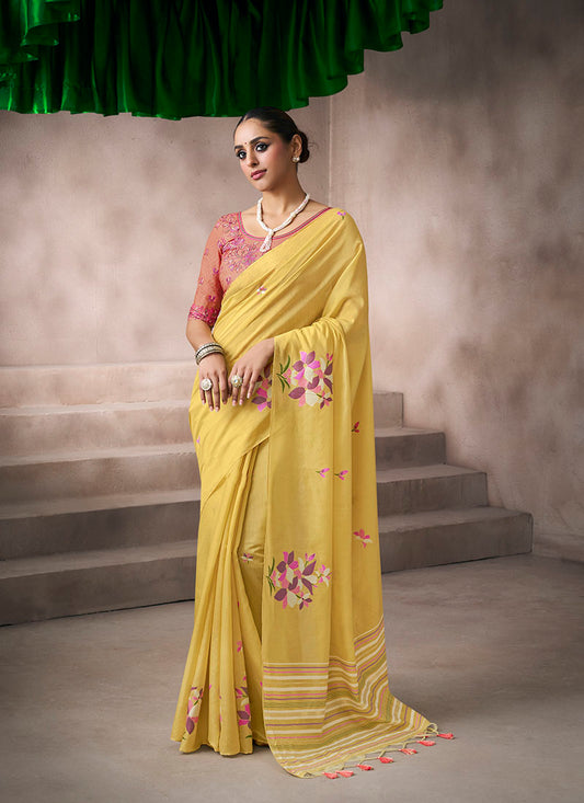 Viscose Cotton Woven Pallu & Tassels Casual Wear Saree