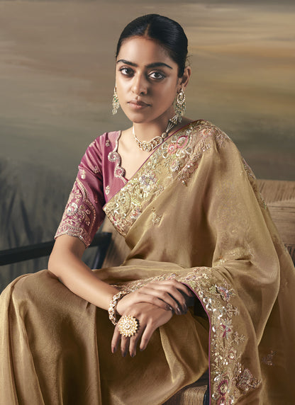 Beige Heavy Designer Border With Designer Blouse Wedding Wear Saree