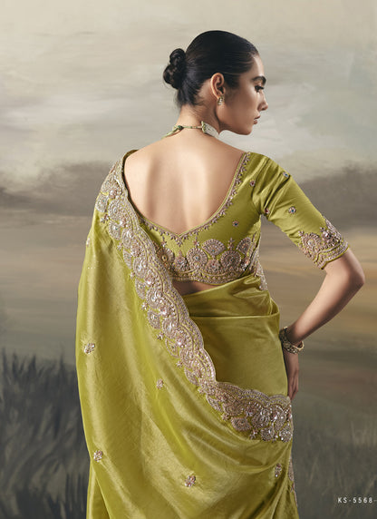 Light Pear Designer Border With Designer Blouse Wedding Wear Saree