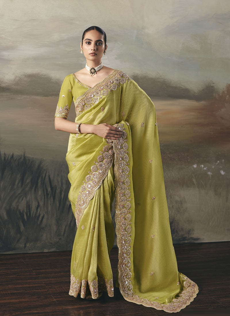 Light Pear Designer Border With Designer Blouse Wedding Wear Saree