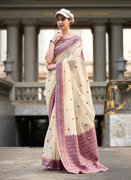 Off White Soft Linen Cotton With Weaved Pallu & Blouse Casual Wear Saree