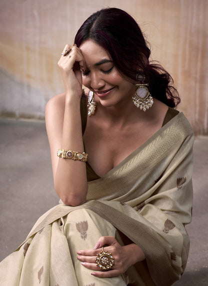 Beige & Brown Cotton Weaving Zari Border Casual Wear Saree