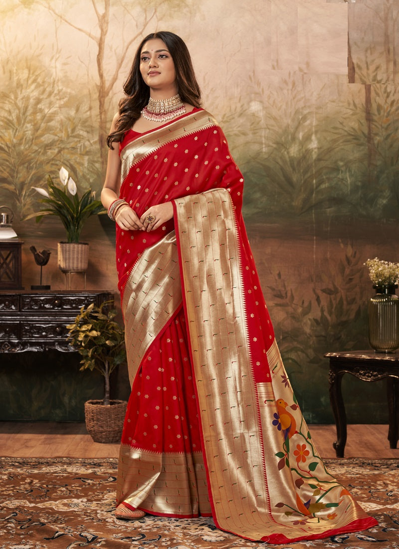 Paithani Silk With Zari Weaving Traditional Wear Saree