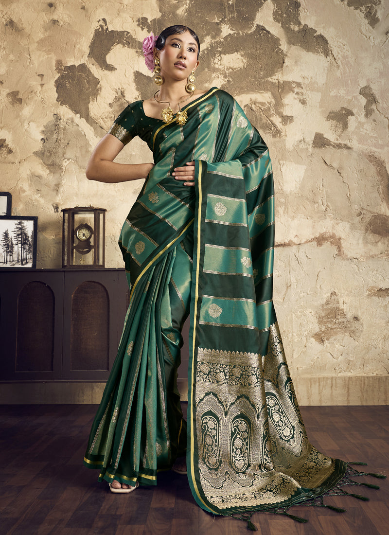 Dual Tone Weaving Saree with Rich Zari Border