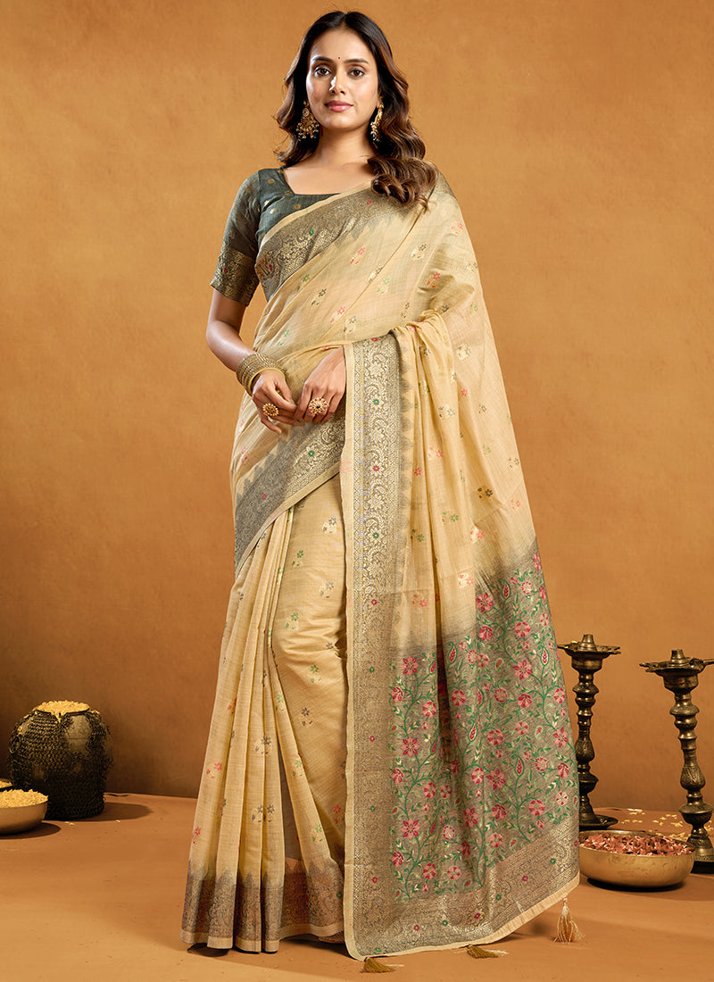 Cotton Saree With Zari Jhallar & Rich Pallu
