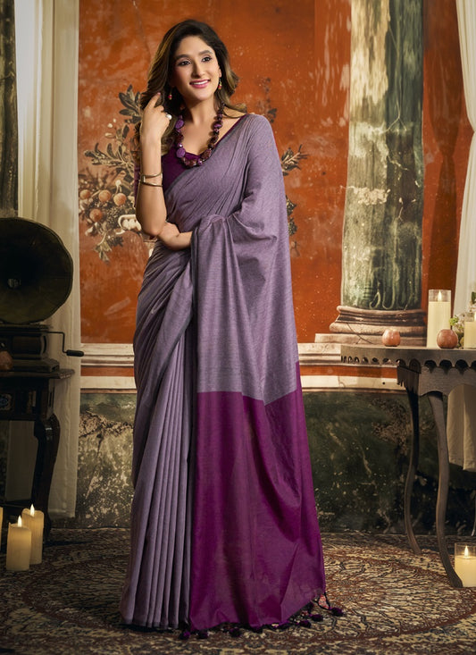 Mal Cotton Contrast Pallu & Fancy Tassels Casual Wear Saree