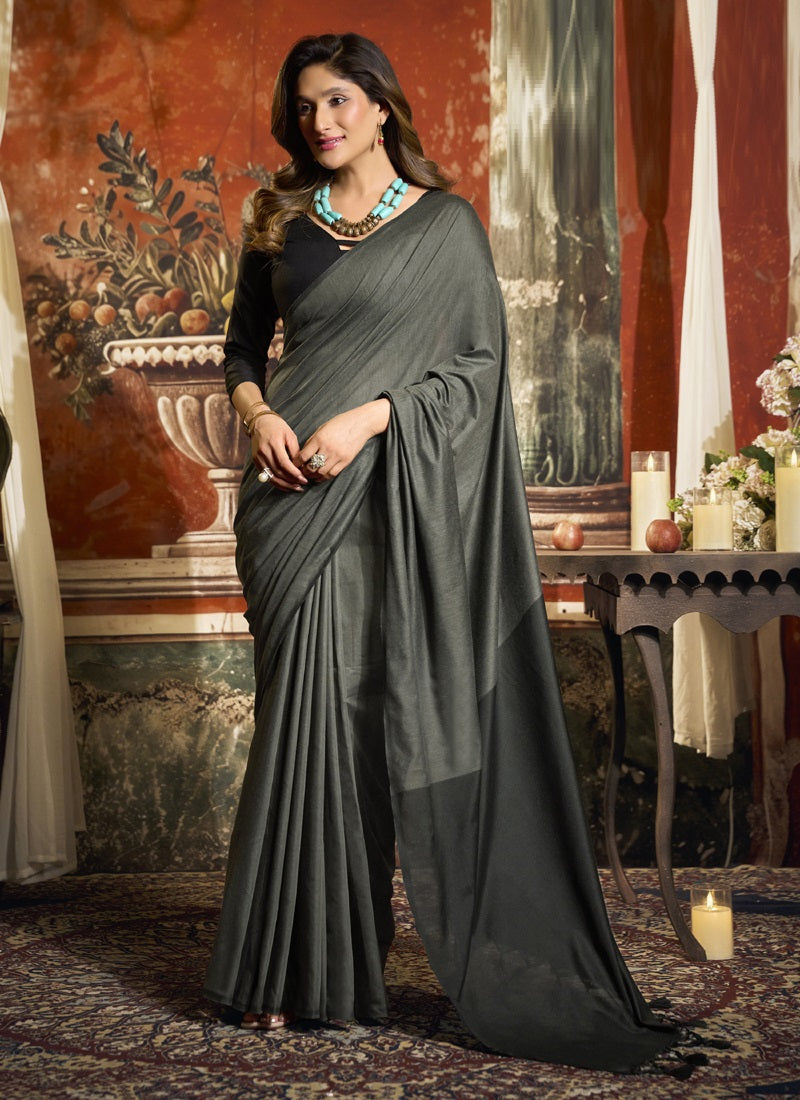 Mal Cotton Contrast Pallu & Fancy Tassels Casual Wear Saree
