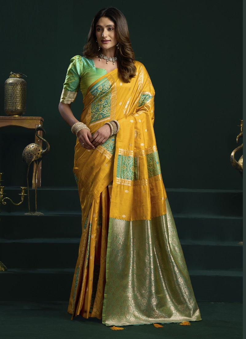 Soft Silk With Fancy Pumpum Saree