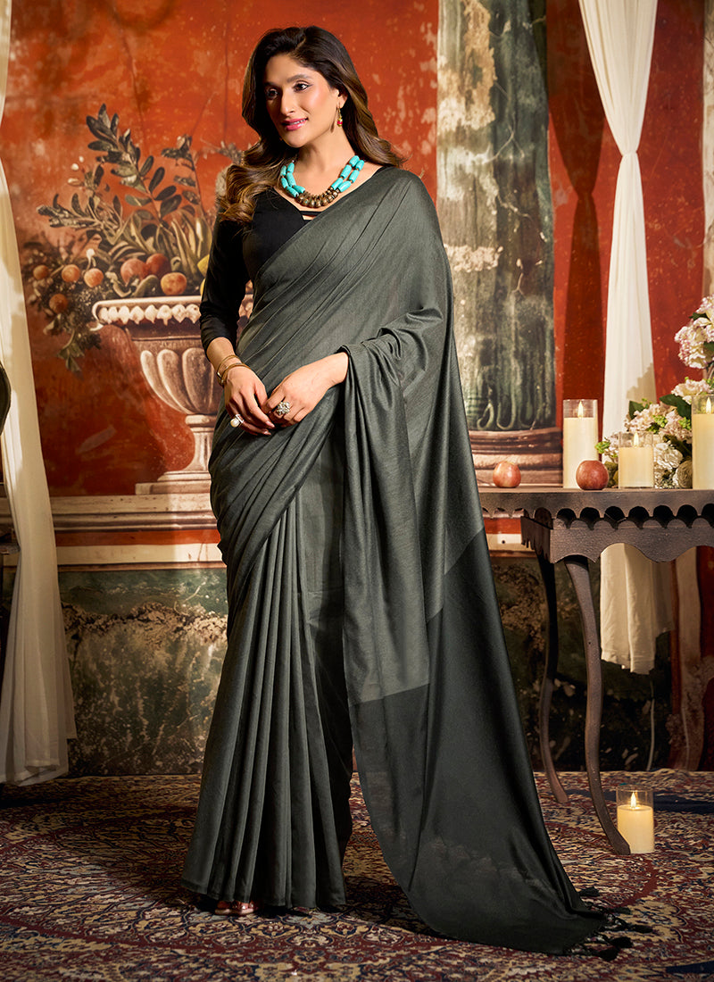 Mal Cotton Contrast Pallu Fancy Tassels Saree